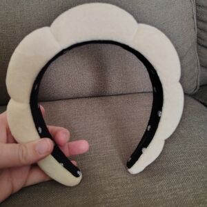 Lele Sadoughi Scalloped Velvet Headband Like New
